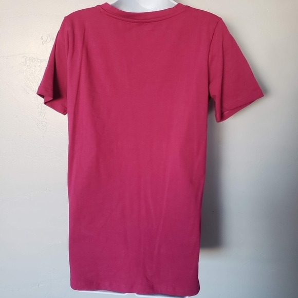 Zenana Medium Magenta Pink Short Sleeve T-shirt V-neck Basic Solid Layering Top - Picture 3 of 7